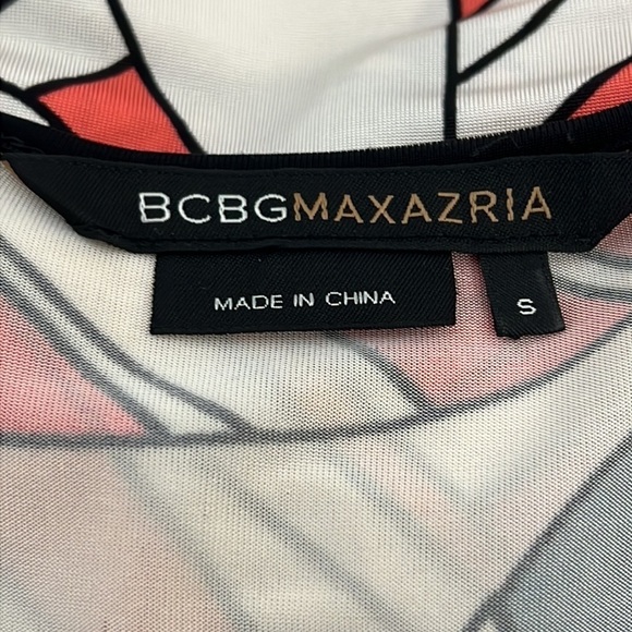 VINTAGE BCBG Max Azria Button Trim Shoulder Butterfly Print Jersey Knit Dress - Picture 5 of 6